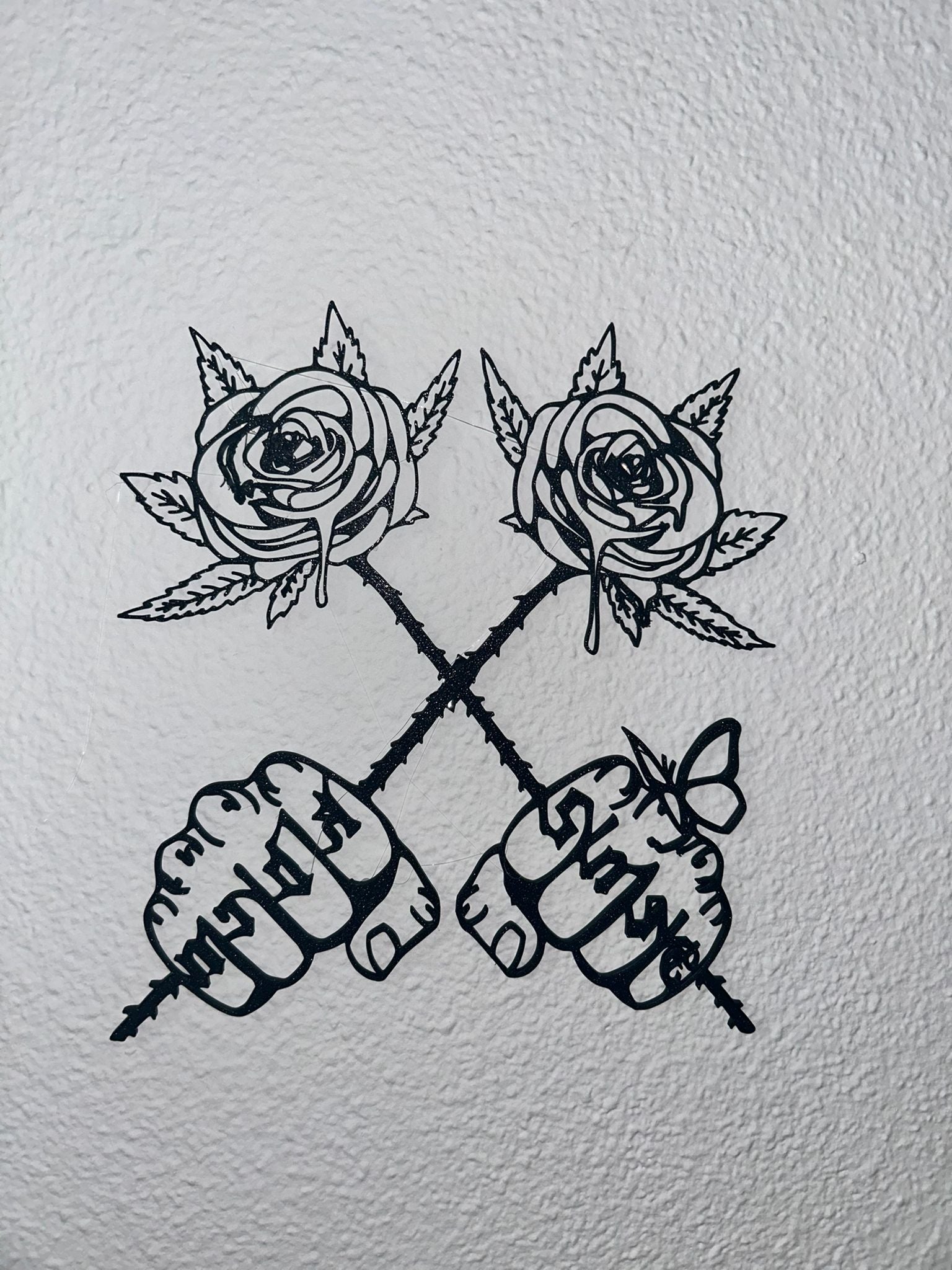 Manos y flores